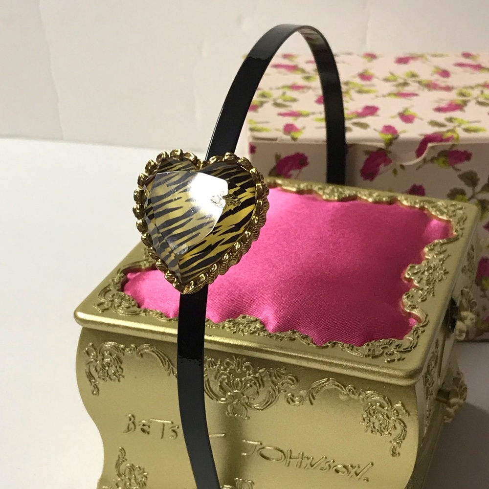 Zebra lucite heart Betsey Johnson headband rare - Picture 2 of 4